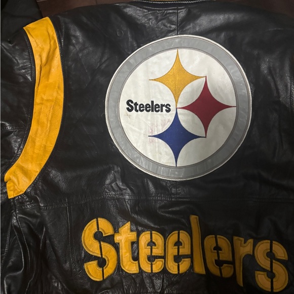 Sold - Picture 6 of 8